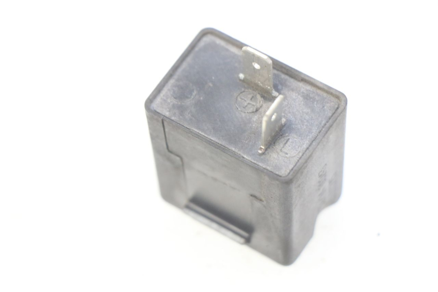 photo de BLINKERRELAIS PIAGGIO VESPA PRIMAVERA 2T 50 (2013 - 2018) - Detailansicht des Bauteils