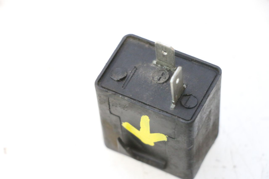 photo de BLINKERRELAIS PIAGGIO VESPA PRIMAVERA 2T 50 (2013 - 2018) - Alternative Perspektive
