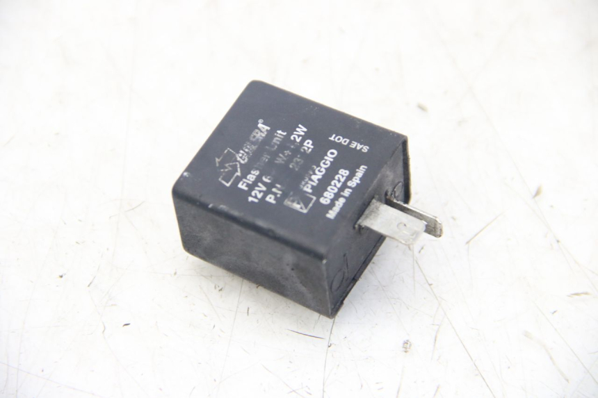 photo de BLINKERRELAIS PIAGGIO VESPA SPRINT 2T 50 (2014 - 2018) - Detailansicht des Bauteils