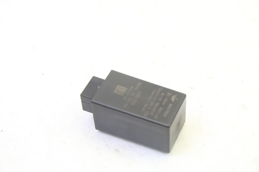 photo de BLINKERRELAIS PIAGGIO XEVO - X EVO 125 (2007 - 2017) - Detailansicht des Bauteils