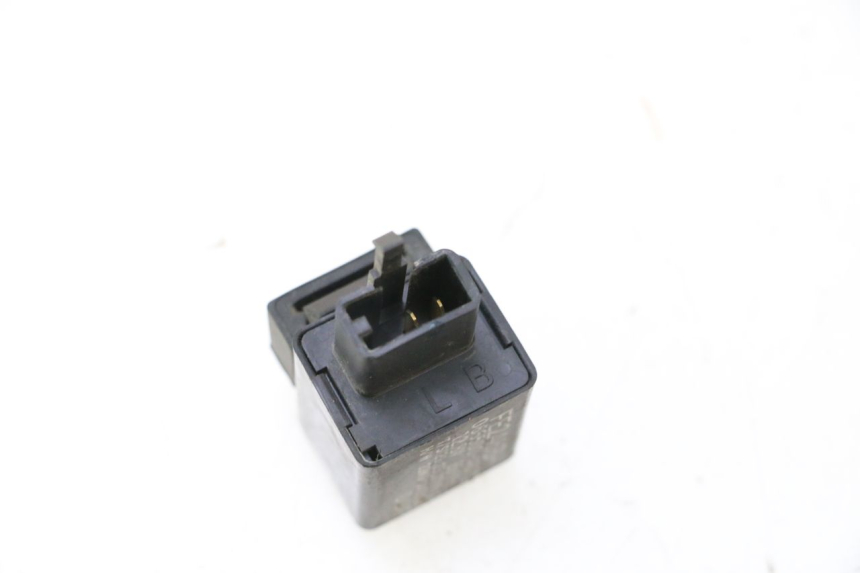 photo de BLINKER RELAIS YAMAHA XP T-MAX ABS 500 (2005 - 2005) - Zoom auf Gebrauchszustand