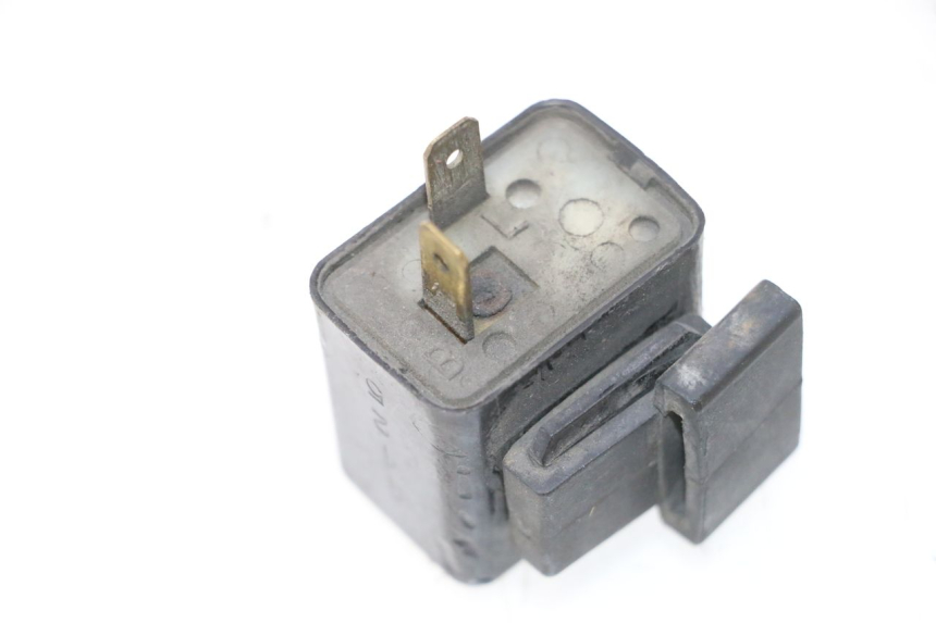 photo de BLINKER RELAIS HONDA XRV AFRICA TWIN 750 (1990 - 1992) - Detailansicht des Bauteils
