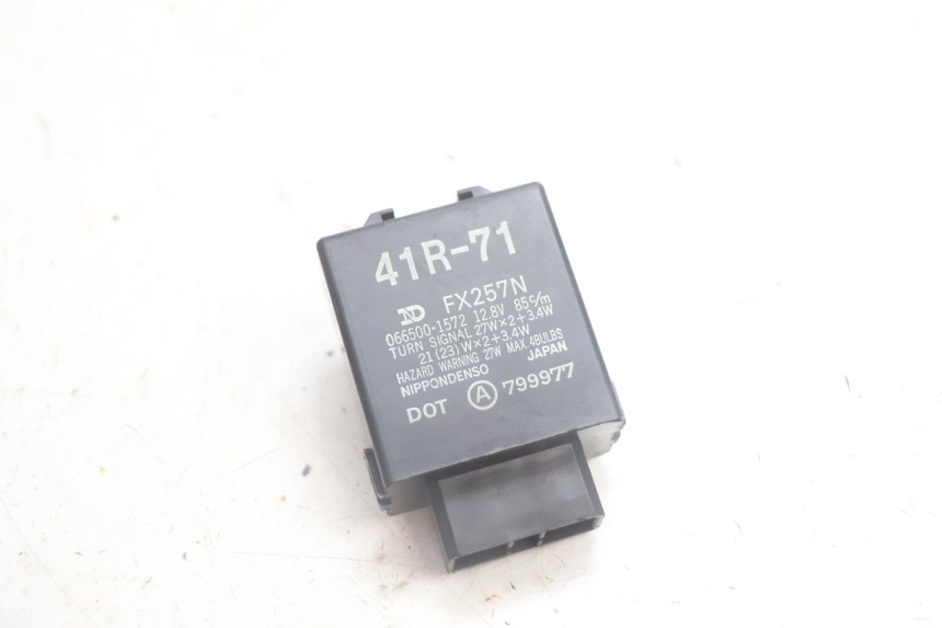 photo de BLINKER RELAIS YAMAHA XV VIRAGO 535 (1988 - 2004) - Hauptansicht