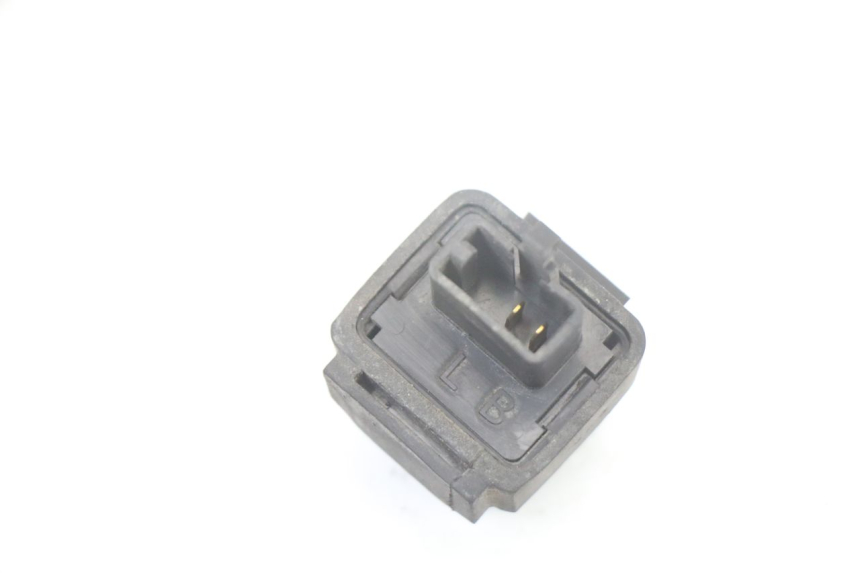 photo de BLINKERRELAIS YAMAHA FZS FAZER 600 (2001 - 2003) - Detailansicht des Bauteils