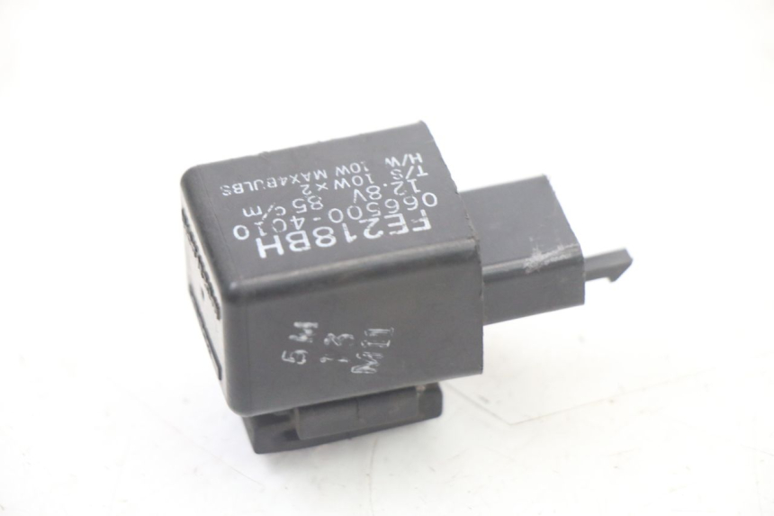 photo de BLINKER RELAIS YAMAHA X-MAX XMAX ABS 250 (2010 - 2014) - Detailansicht des Bauteils