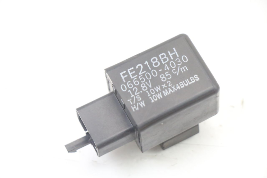 photo de BLINKER RELAIS YAMAHA XJ6 600 (2008 - 2016) - Hauptansicht