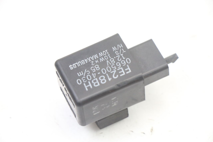 photo de BLINKER RELAIS YAMAHA XJ6 600 (2008 - 2016) - Detailansicht des Bauteils