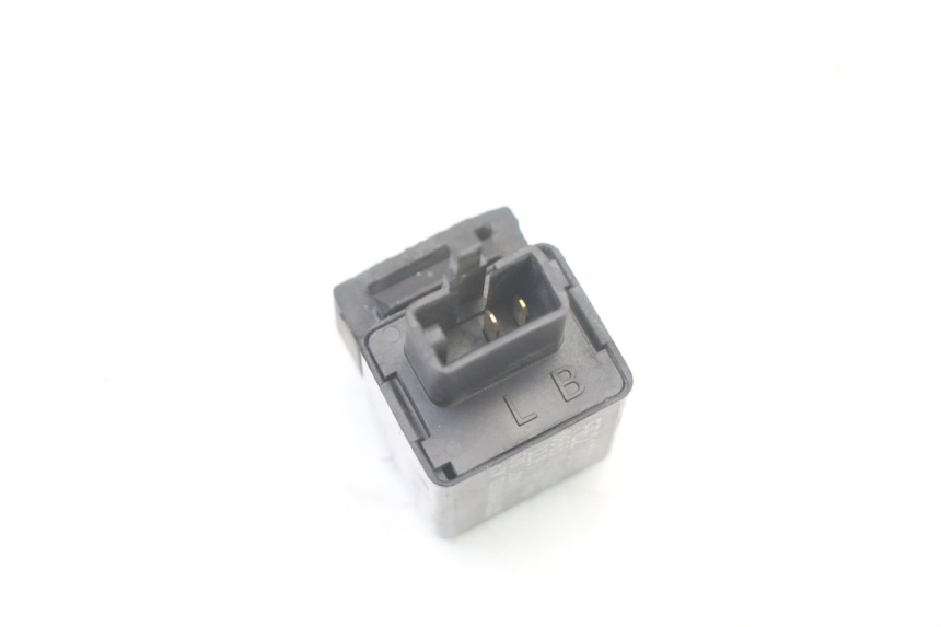 photo de BLINKER RELAIS YAMAHA XJ6 600 (2008 - 2016) - Alternative Perspektive