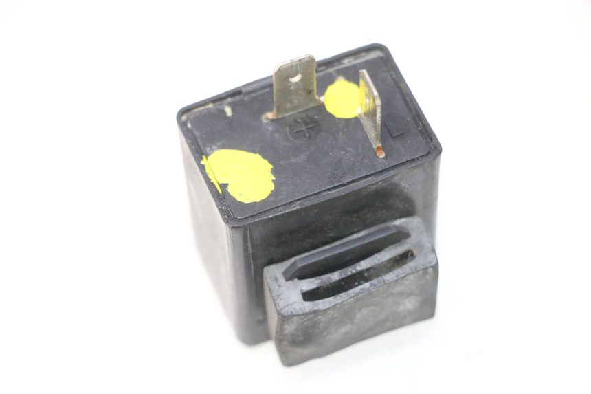 photo de BLINKER RELAIS YAMAHA YP MAJESTY 125 (1998 - 2001) - Zoom auf Gebrauchszustand