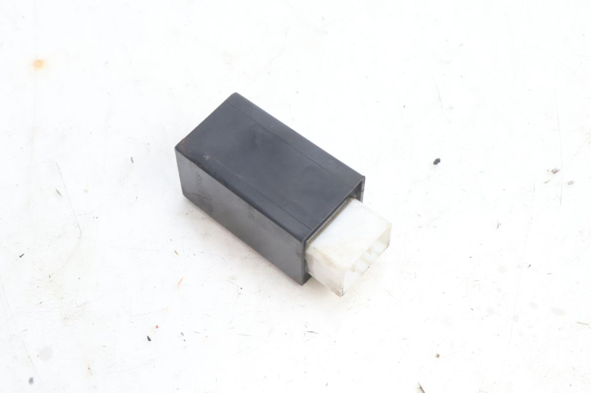 photo de BLINKERRELAIS YAMAHA YP MAJESTY 125 (2007 - 2010) - Detailansicht des Bauteils