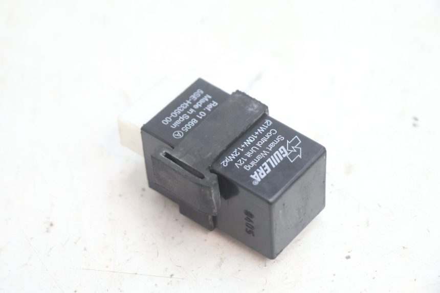photo de BLINKERRELAIS YAMAHA YP MAJESTY 125 (2002 - 2006) - Detailansicht des Bauteils