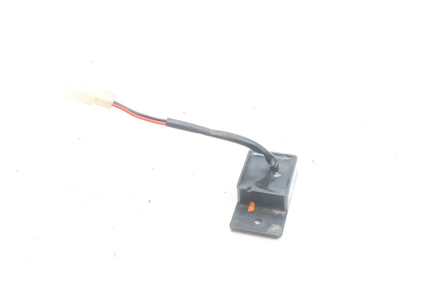 photo de BLINKER RELAIS YAMAHA YZF R6 600 (2008 - 2009) - Alternative Perspektive