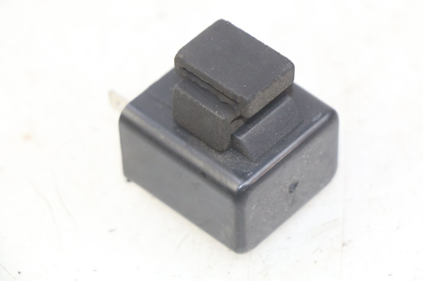 photo de BLINKERRELAIS PIAGGIO ZIP 4T 50 (2018 - 2020) - Detailansicht des Bauteils