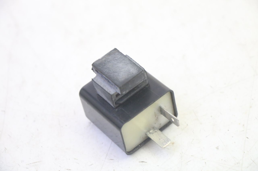 photo de BLINKERRELAIS PIAGGIO ZIP 4T 50 (2018 - 2020) - Alternative Perspektive