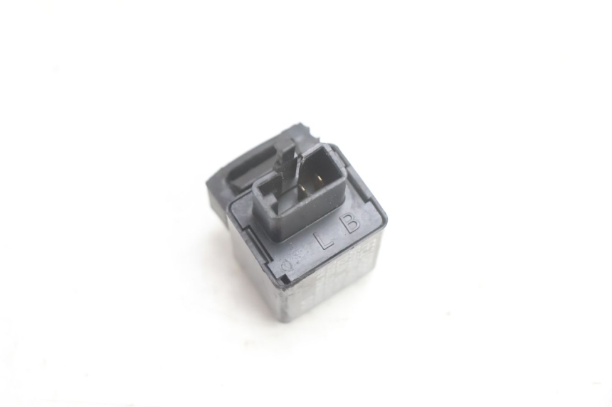 photo de BLINKER RELAIS KAWASAKI ZX-6R ZX6R 600 (2000 - 2002) - Alternative Perspektive