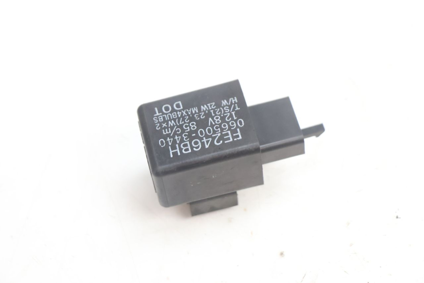 photo de BLINKERRELAIS KAWASAKI ZX-6R ZX6R 600 (1995 - 1997) - Detailansicht des Bauteils