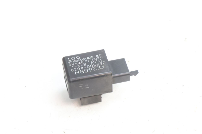 photo de BLINKER RELAIS KAWASAKI ZZR 600 (1995 - 2004) - Detailansicht des Bauteils