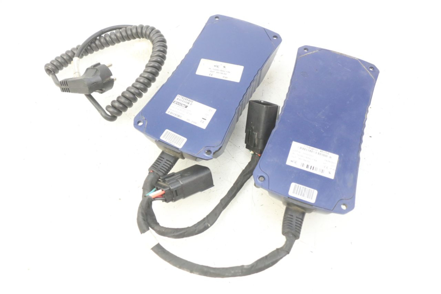 photo de BATTERIELADEGERÄT PEUGEOT E-VIVACITY 1 (2012 - 2018) - Weitere Ansicht des Artikels