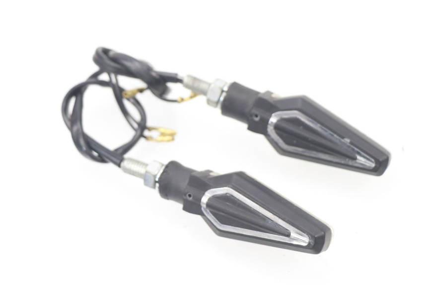 photo de HINTEN BLINKER HONDA CBF 500 (2004 - 2007) - Alternative Perspektive