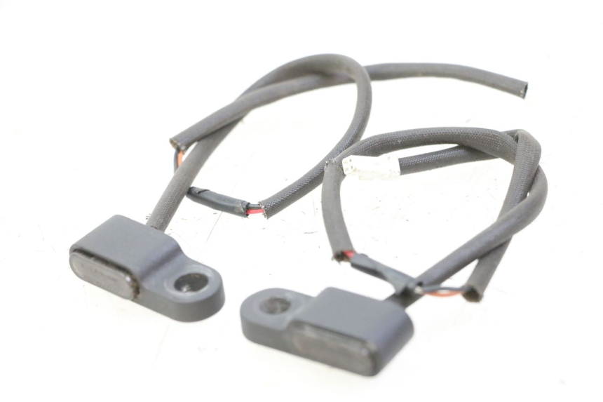 photo de HINTEN BLINKER DERBI SENDA SM DRD X-TREME 50 (2011 - 2017) - Detailansicht des Bauteils