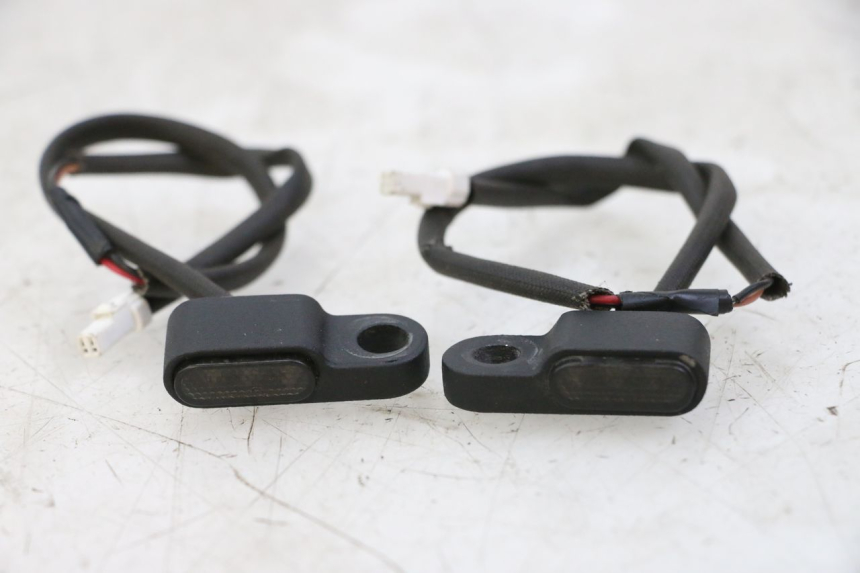 photo de HINTEN BLINKER DERBI SENDA SM DRD X-TREME 50 (2011 - 2017) - Geprüftes Gebrauchtteil