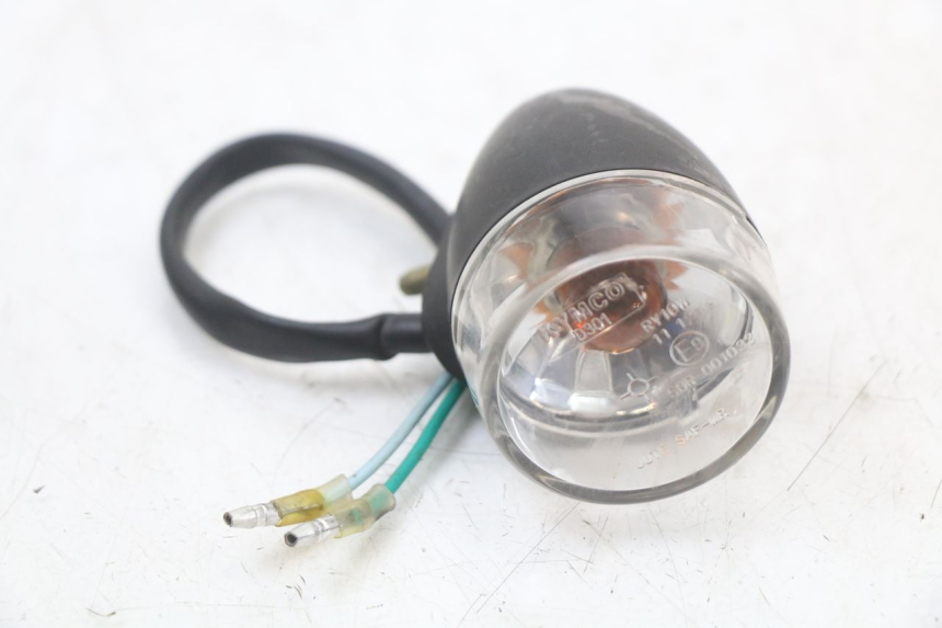 photo de RECHTER HINTERER BLINKER KYMCO AGILITY 4T 50 (2005 - 2018) - Zoom auf Gebrauchszustand