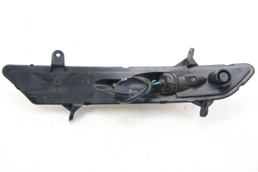 photo de RECHTER HINTERER BLINKER ECCITY ARTELEC 670 1 (2013 - 2017) - Details der Befestigungspunkte