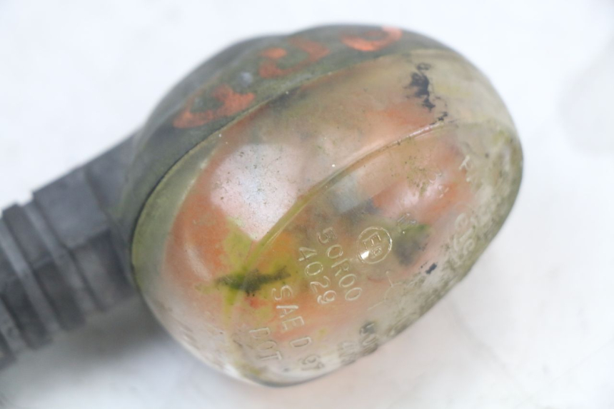 photo de RECHTER HINTERER BLINKER MBK BOOSTER SPIRIT 50 (2004 - 2017) - Zoom auf Gebrauchszustand