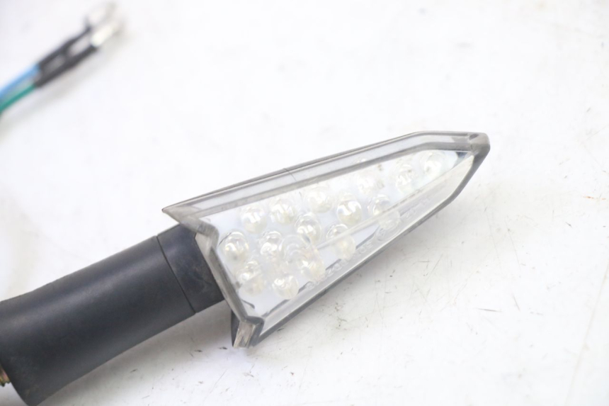 photo de HINTEN RECHTS BLINKER ORCAL CAVARO 4T 50 (2019 - 2023) - Detailansicht des Bauteils