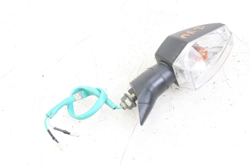 photo de RECHTER HINTERER BLINKER SYM CROX 4T 50 (2016 - 2023) - Details der Befestigungspunkte