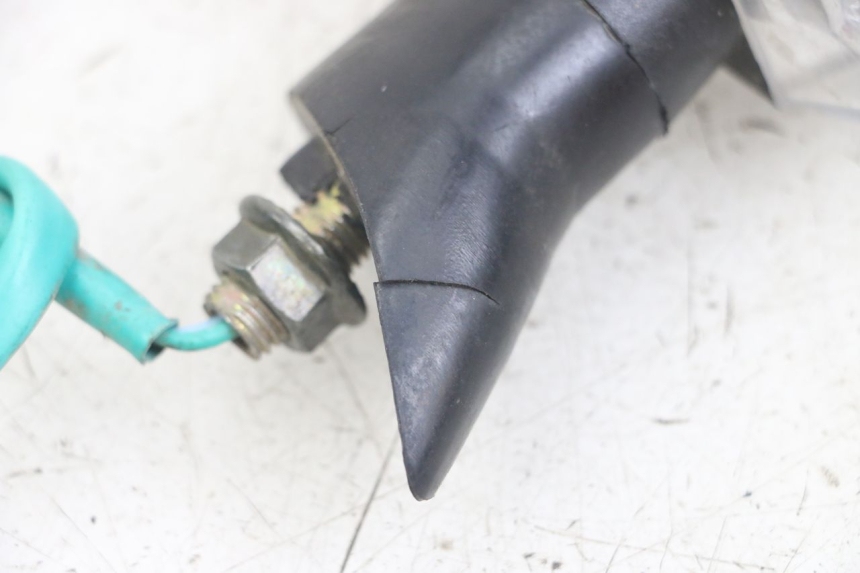 photo de RECHTER HINTERER BLINKER SYM CROX 4T 50 (2016 - 2023) - Oberflächenzustand und Material