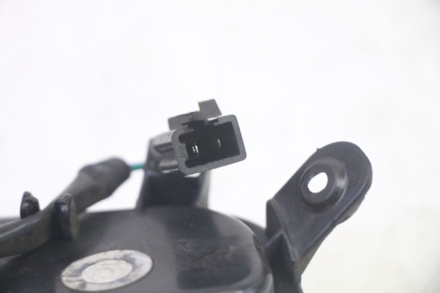 photo de RECHTER HINTERER BLINKER PEUGEOT DJANGO 4T 50 (2014 - 2019) - Technische Nahaufnahme