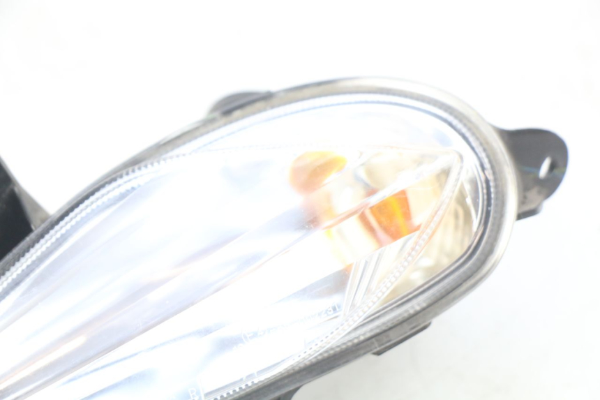 photo de RECHTER HINTERER BLINKER YAMAHA D'ELIGHT DELIGHT 115 (2013 - 2017) - Details der Befestigungspunkte