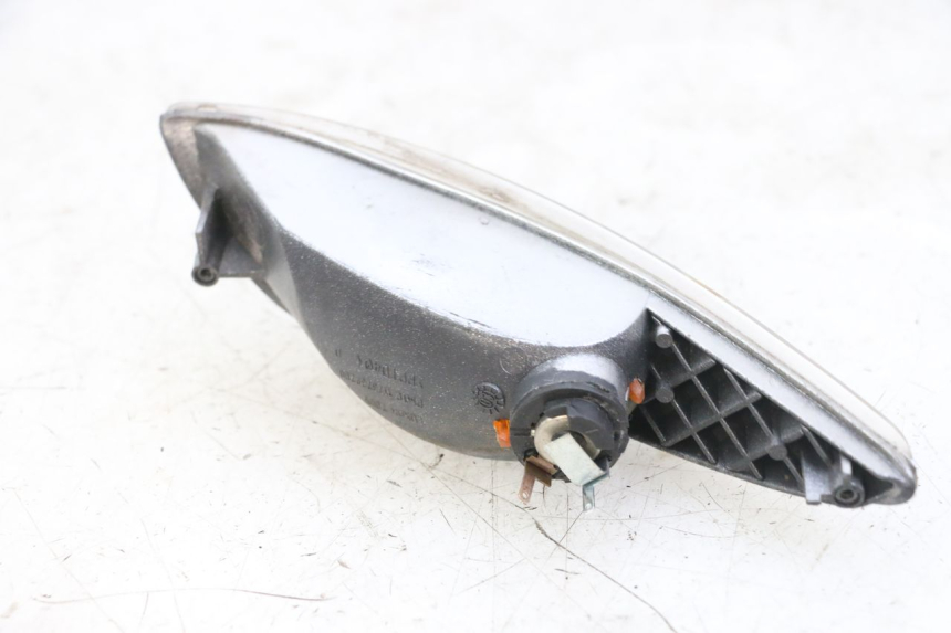 photo de HINTEN RECHTS BLINKER PEUGEOT ELYSTAR 125 (2002 - 2007) - Alternative Perspektive