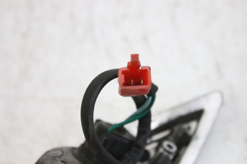 photo de RECHTER HINTERER BLINKER SYM FIDDLE 3 III 125 (2014 - 2020) - Zoom auf Gebrauchszustand