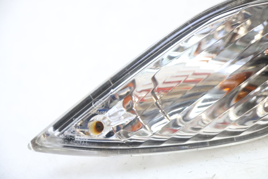 photo de HINTEN RECHTS BLINKER SYM FIDDLE 3 III 50 (2014 - 2020) - Detailansicht des Bauteils