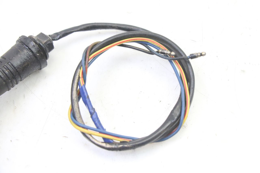 photo de HINTEN RECHTS BLINKER YAMAHA FJ 36Y 1100 (1984 - 1985) - Details der Befestigungspunkte