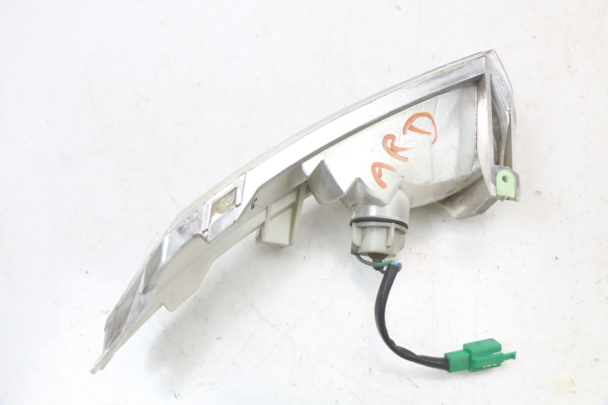 photo de HINTEN RECHTS BLINKER PEUGEOT GEOPOLIS RS 125 (2007 - 2009) - Technische Nahaufnahme
