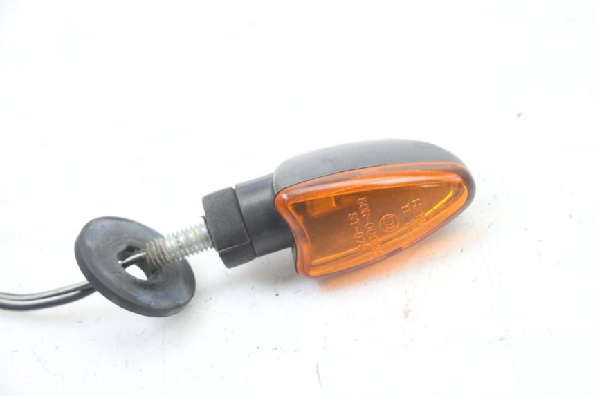 photo de HINTEN RECHTS BLINKER SUZUKI GS GSE 500 (2001 - 2003) - Detailansicht des Bauteils