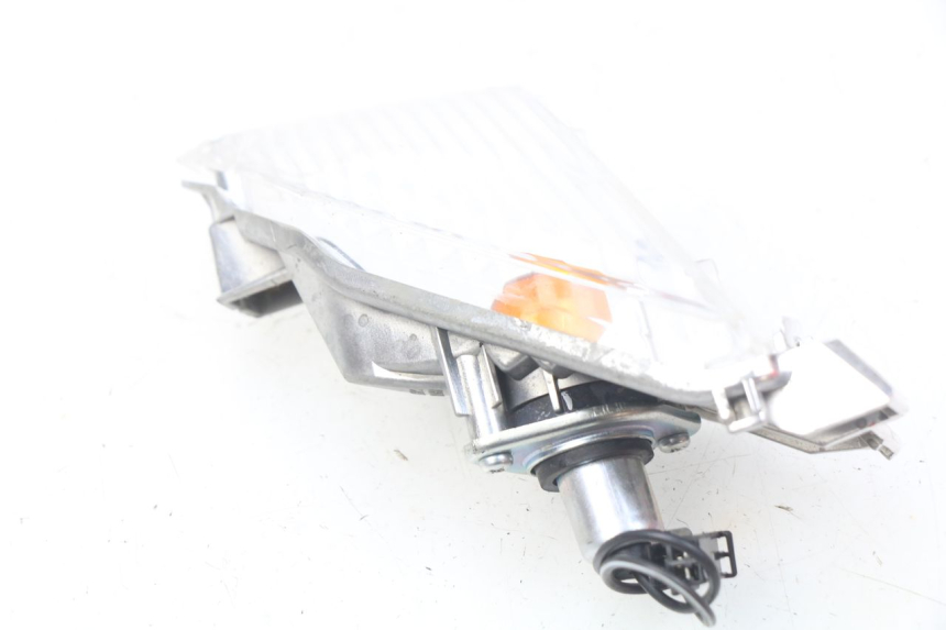 photo de HINTEN RECHTS BLINKER SUZUKI GSX-R GSXR 750 (2011 - 2016) - Technische Nahaufnahme