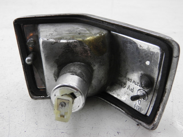 photo de HINTEN RECHTS BLINKER LML DLX 2T 125 (2008) - Zoom auf Gebrauchszustand