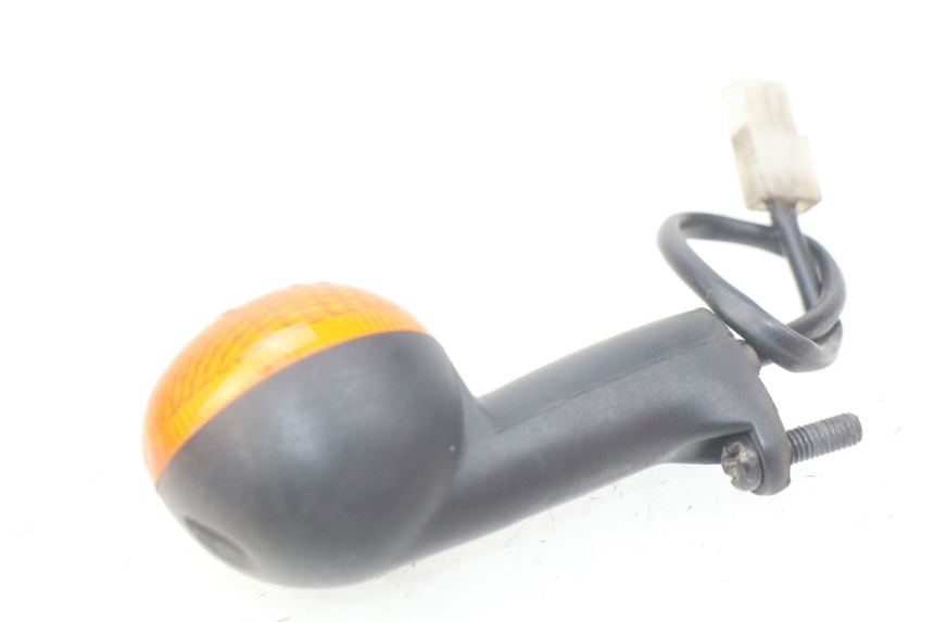 photo de RECHTER HINTERER BLINKER PEUGEOT LUDIX 2 PRO 4T 50 (2008 - 2013) - Technische Nahaufnahme