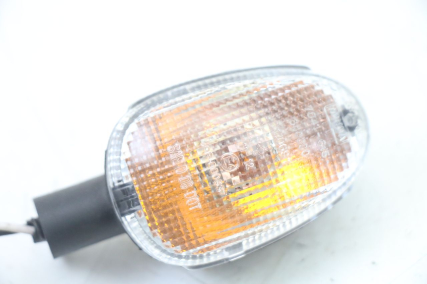 photo de HINTEN RECHTS BLINKER PIAGGIO NRG POWER PUREJET 50 (2018 - 2021) - Detailansicht des Bauteils