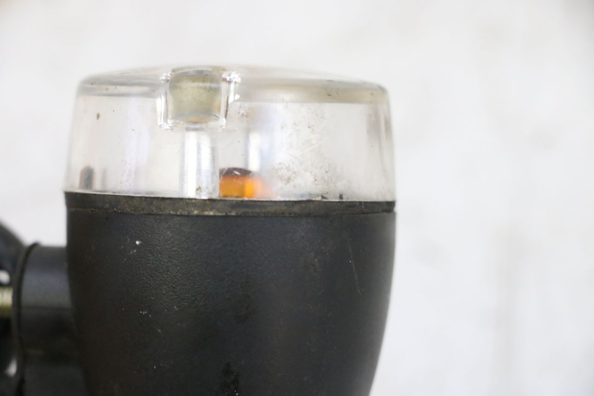 photo de HINTEN RECHTS BLINKER SYM ORBIT 2 50 (2008 - 2014) - Detailansicht des Bauteils