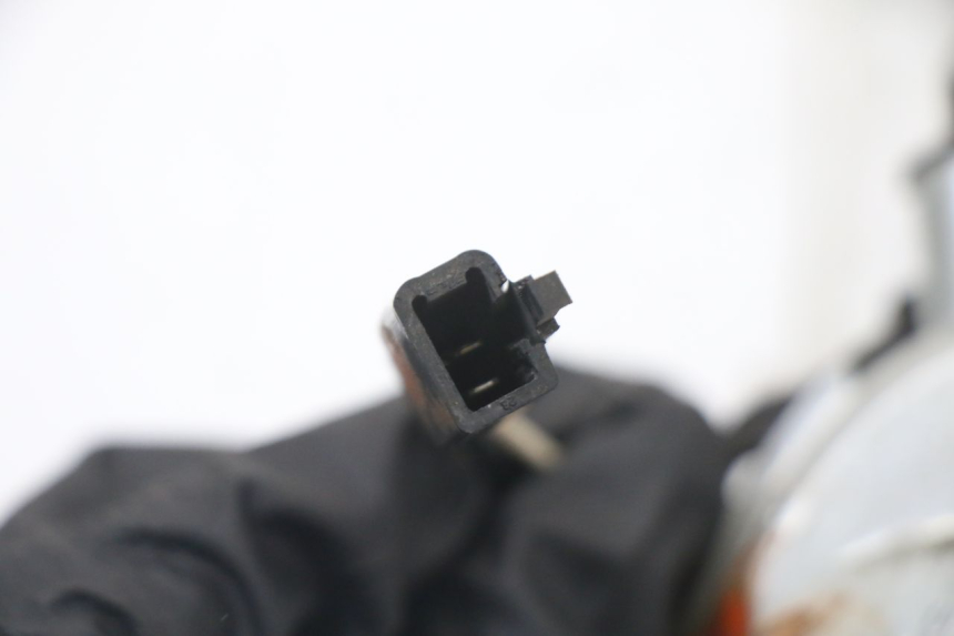 photo de RECHTER HINTERER BLINKER PIAGGIO ZIP 2T 50 (2009 - 2019) - Details der Befestigungspunkte