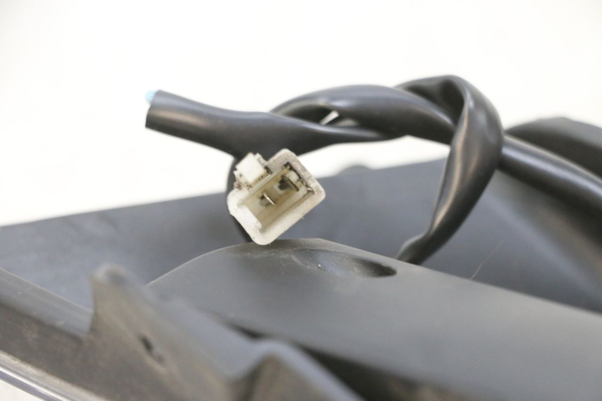 photo de HINTEN RECHTS BLINKER EFUN PUSA 1 - Technische Nahaufnahme