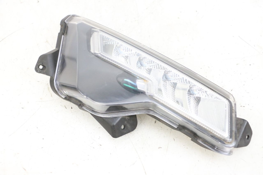 photo de HINTEN RECHTS BLINKER EFUN PUSA 1 - Kennzeichnungen und Originalreferenzen