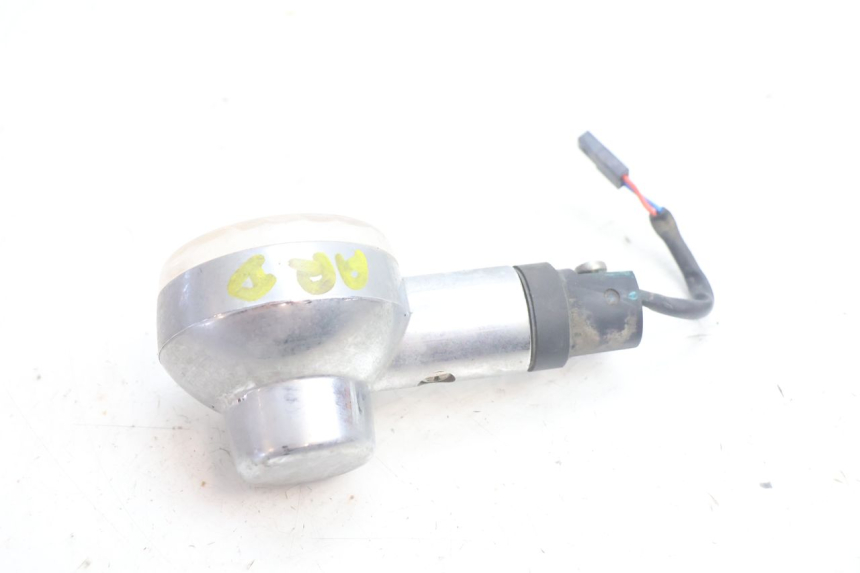 photo de HINTEN RECHTS BLINKER APRILIA SCARABEO GT 125 (1999 - 2007) - Zoom auf Gebrauchszustand