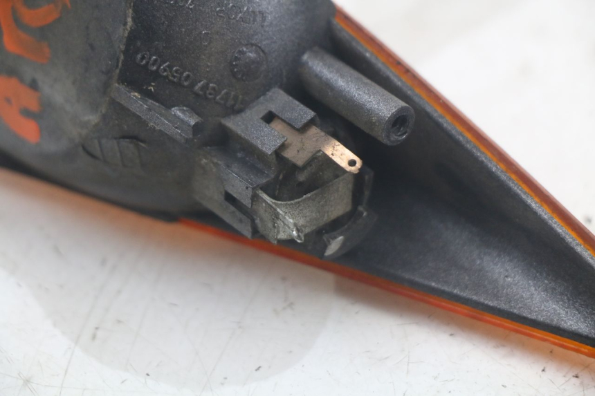 photo de RECHTER HINTERER BLINKER PEUGEOT SPEEDFIGHT 100 (1997 - 2007) - Kennzeichnungen und Originalreferenzen