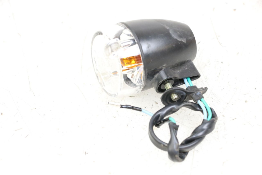 photo de HINTEN RECHTS BLINKER SYM X-PRO 4T 50 (2014 - 2021) - Zoom auf Gebrauchszustand